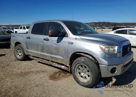 2008 Toyota Tundra Sr5 z USA, uszkodzony, nr VIN 5TFDV54138X077340